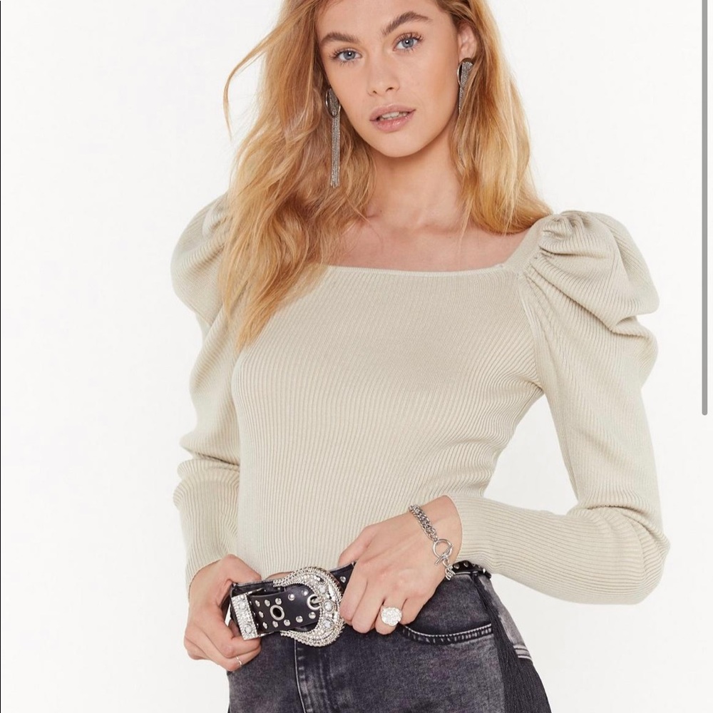 Nasty Gal Puffy sleeve sweater top